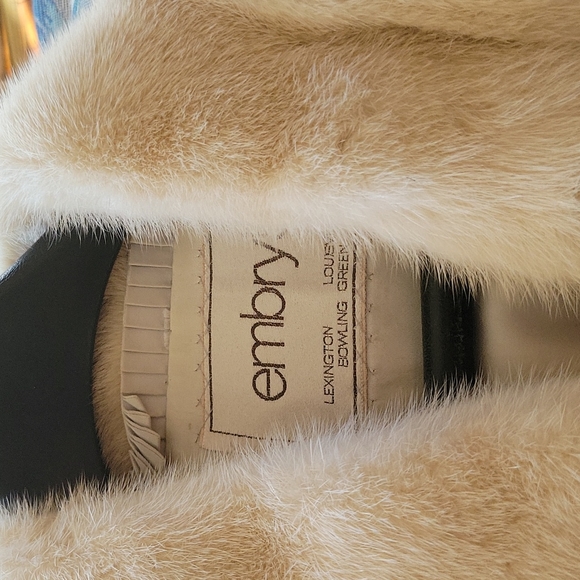 Embrys Jackets & Blazers - Fur coat